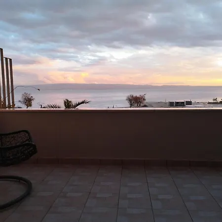Znjan Sea View 2&2 Guest شقة