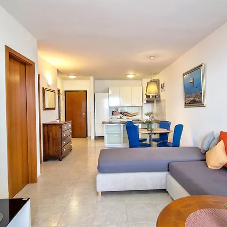 Znjan Sea View 2&2 Guest * سبليت