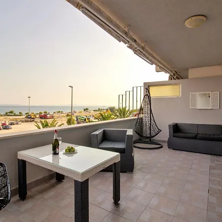 Znjan Sea View 2&2 Guest *
